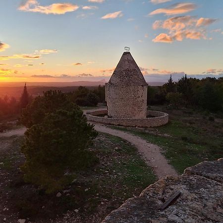 La Cartagene - Chambre Double Calvisson Dış mekan fotoğraf