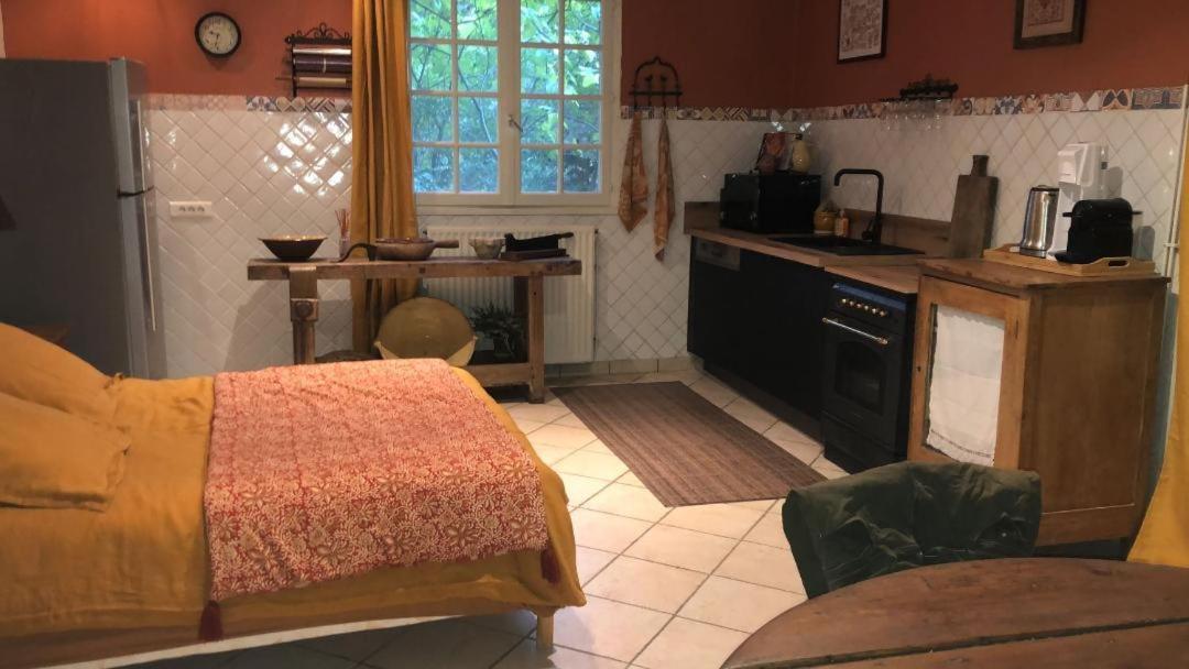 La Cartagene - Chambre Double Calvisson Dış mekan fotoğraf