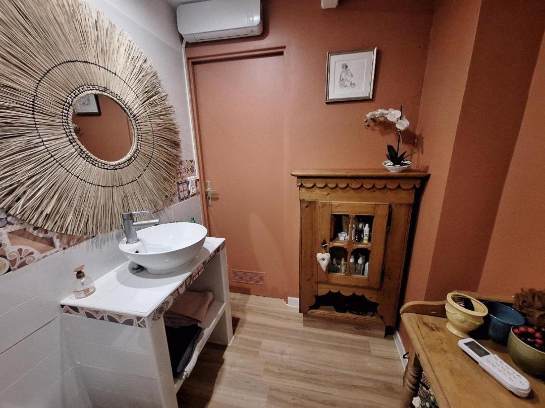 La Cartagene - Chambre Double Calvisson Dış mekan fotoğraf